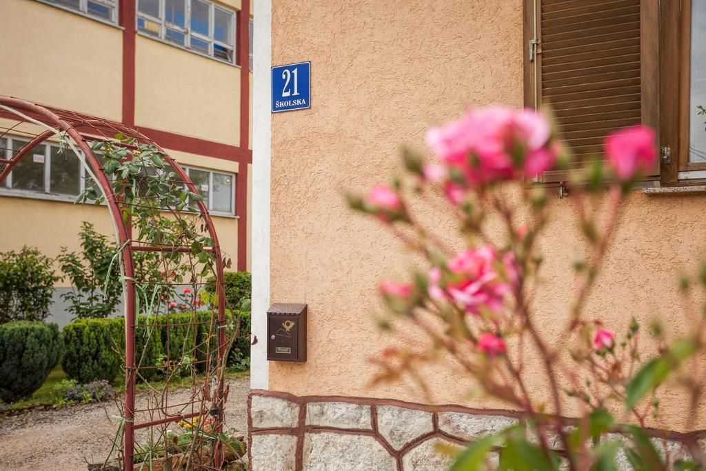 Apartment Tomasevic Slunj Bagian luar foto