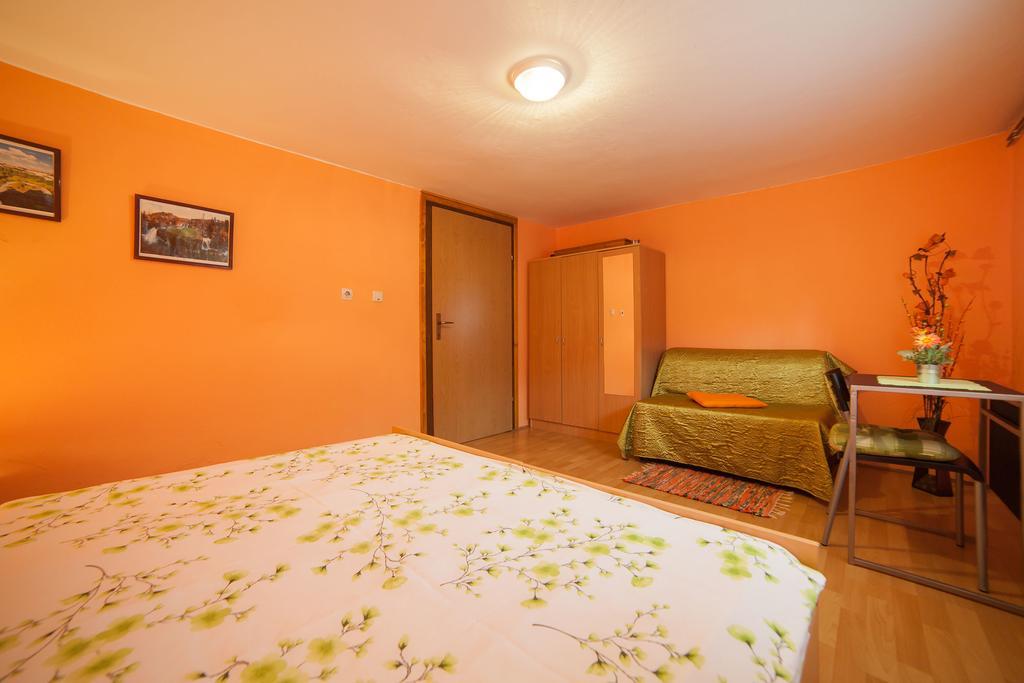 Apartment Tomasevic Slunj Bagian luar foto
