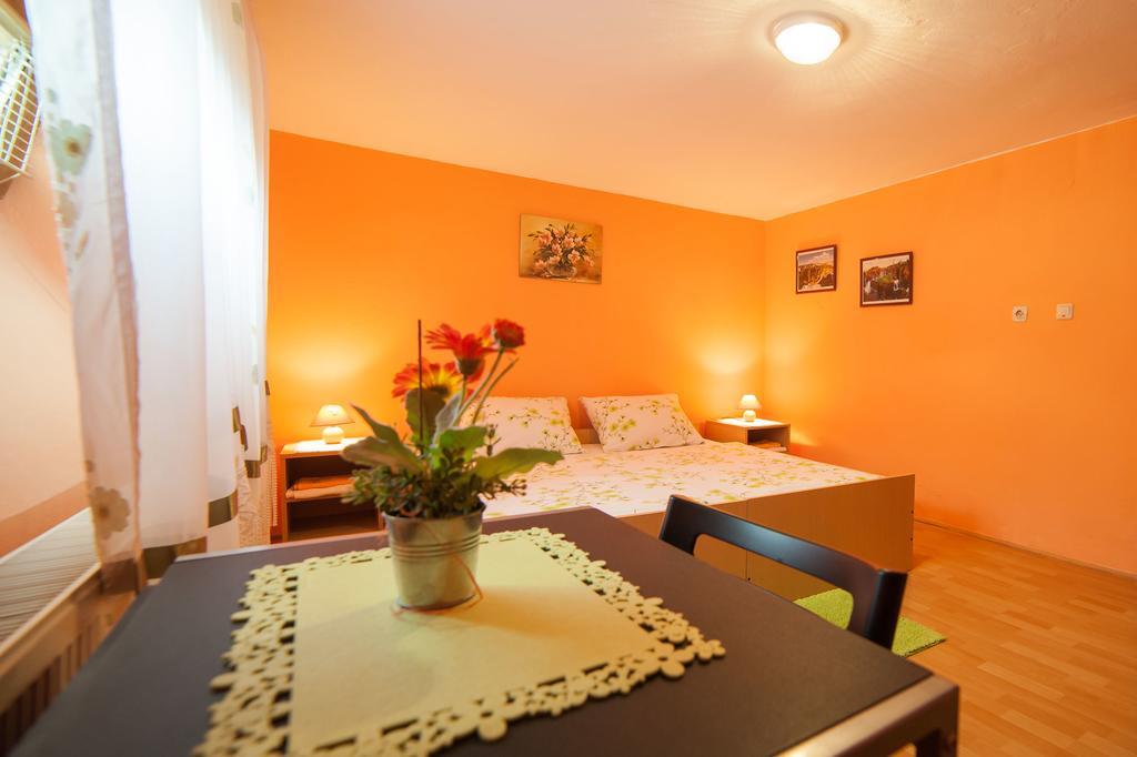 Apartment Tomasevic Slunj Bagian luar foto