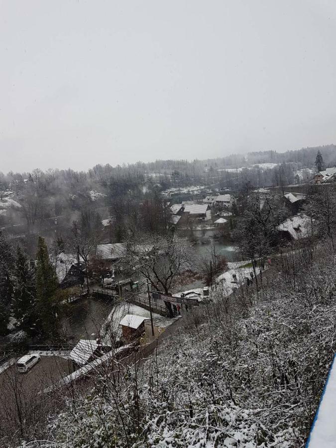Apartment Tomasevic Slunj Bagian luar foto